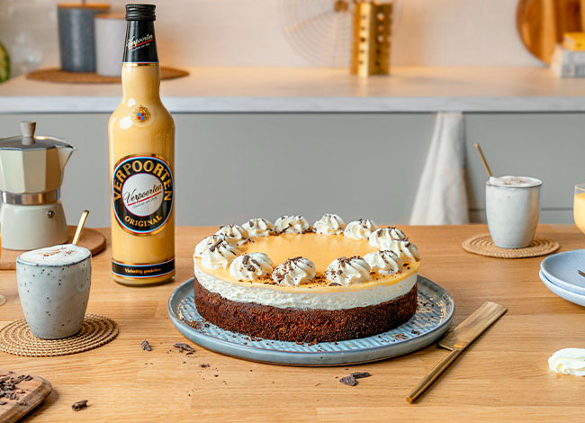 Klassische Eierlikörtorte mit Verpoorten Original Eierlikör